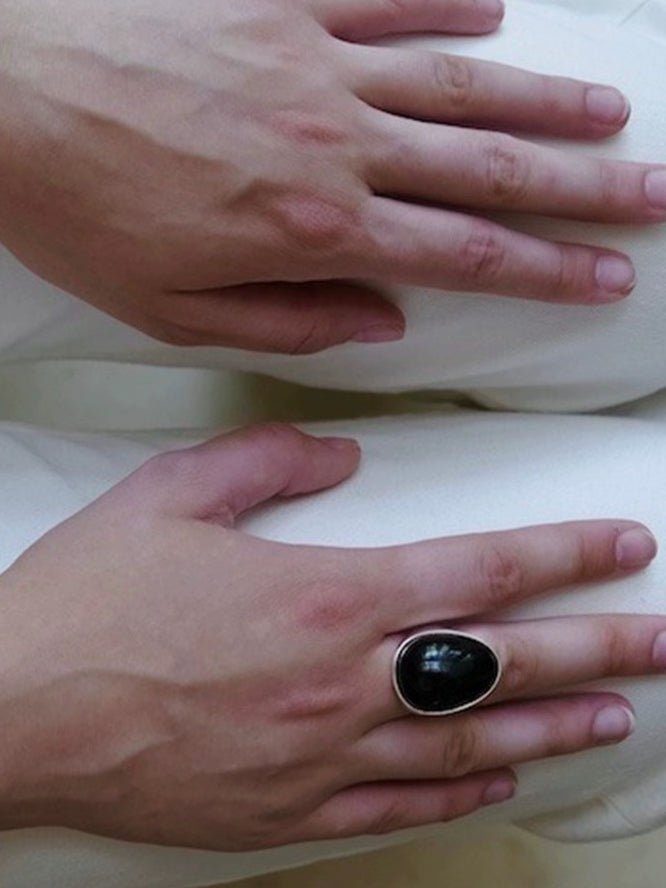 Classic Black Onyx Oval Egg Ring