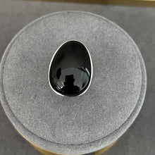Load image into Gallery viewer, Classic Black Onyx Oval Egg Ring
