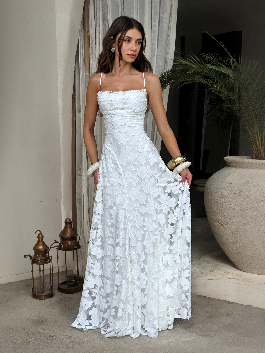 Elegant Spaghetti Strap Lace Maxi Dress