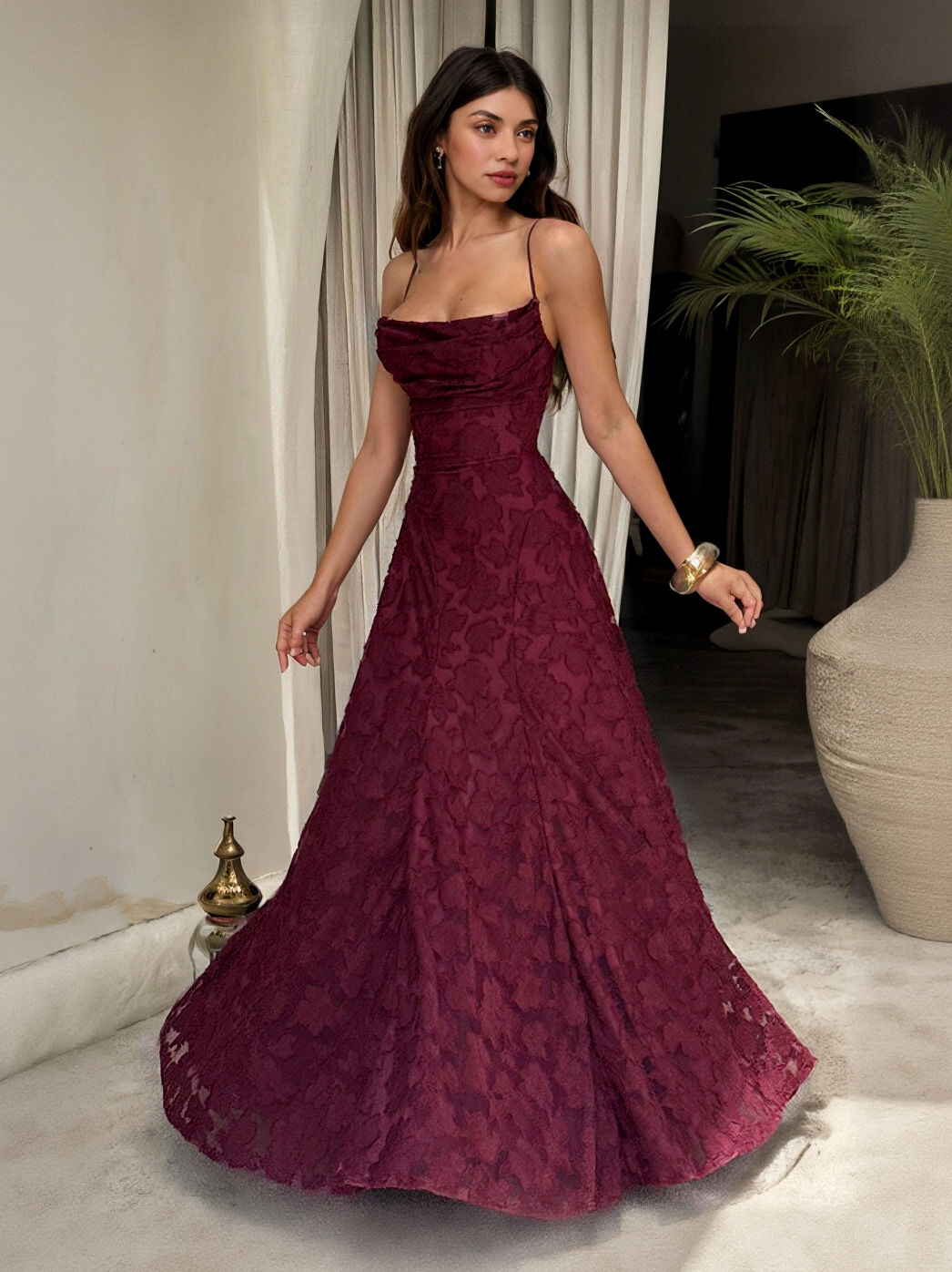 Elegant Spaghetti Strap Lace Maxi Dress