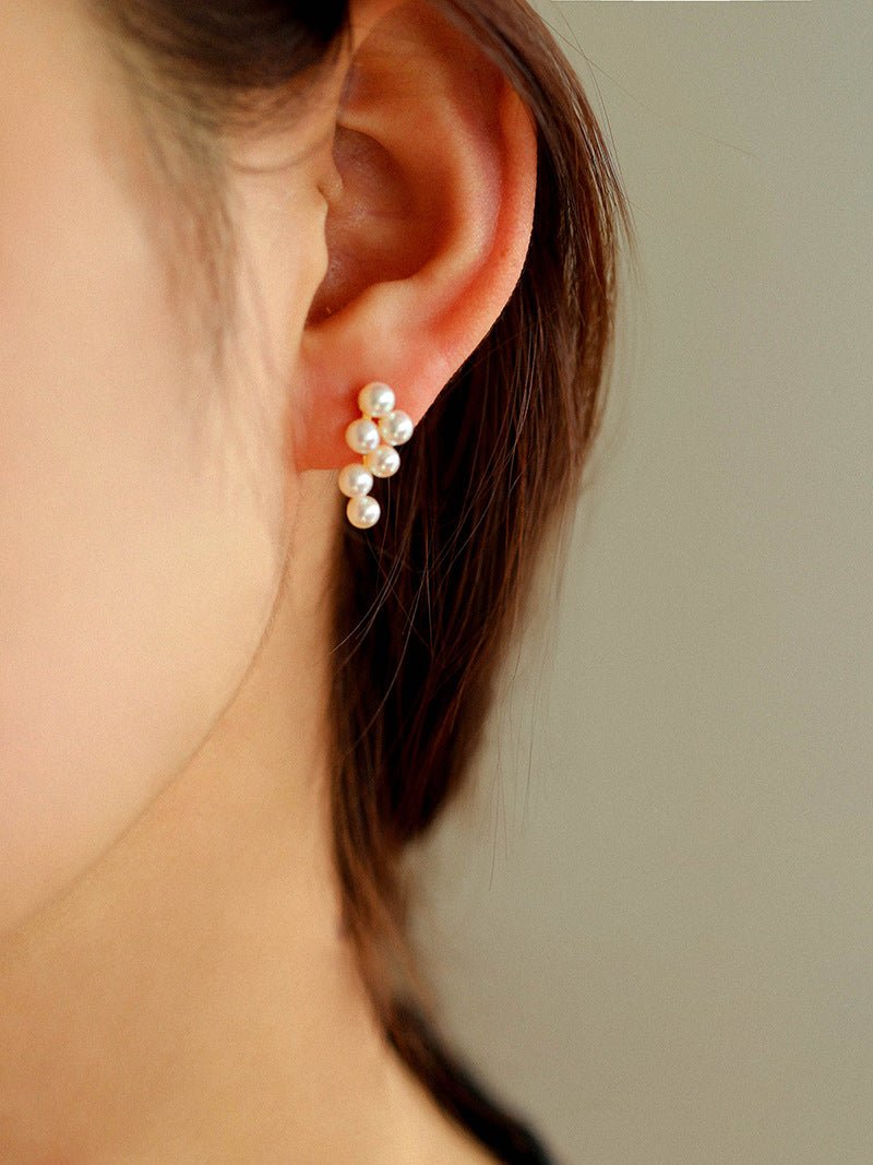 Dainty Pearl Cluster Stud Earrings