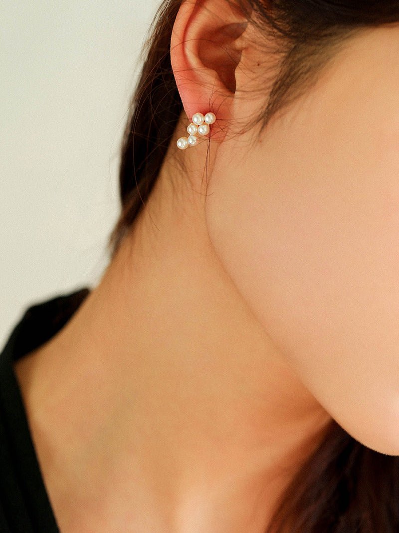 Dainty Pearl Cluster Stud Earrings