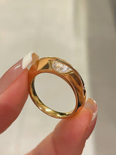 Load image into Gallery viewer, Gold Spinning Star Ring
