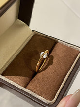 Load image into Gallery viewer, Gold Spinning Star Ring
