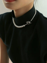 Load image into Gallery viewer, Gradient Collarbone T-Bar Pearl Necklace

