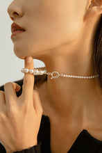 Load image into Gallery viewer, Gradient Collarbone T-Bar Pearl Necklace

