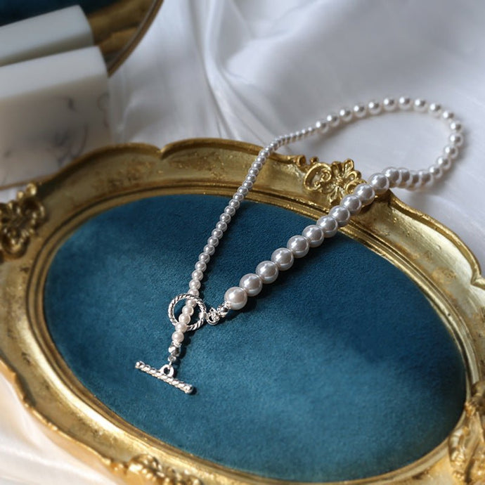 Gradient Collarbone T-Bar Pearl Necklace
