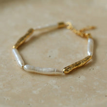 Load image into Gallery viewer, Long Toothpick Baroque Pearl Bracelet
