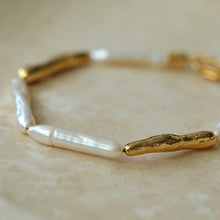 Load image into Gallery viewer, Long Toothpick Baroque Pearl Bracelet
