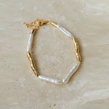 Load image into Gallery viewer, Long Toothpick Baroque Pearl Bracelet
