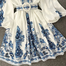 Load image into Gallery viewer, Elegant Printed Long Sleeves Belt Midi Dress
