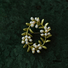 Load image into Gallery viewer, Wreath Brooch with Resin Pearls
