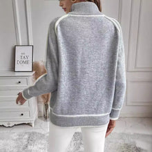 Load image into Gallery viewer, Gray and White Contrast Hem Knit Sweater
