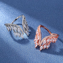 Load image into Gallery viewer, Elegant Angel wings bracelet

