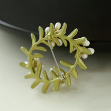 Load image into Gallery viewer, Wreath Brooch with Resin Pearls
