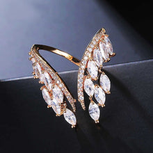 Load image into Gallery viewer, Elegant Angel wings bracelet
