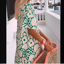 Load image into Gallery viewer, Loose Floral Print Short Sleeves Maxi Dress
