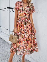 Load image into Gallery viewer, Elegant Floral Print Lace Patchwork Midi Dress
