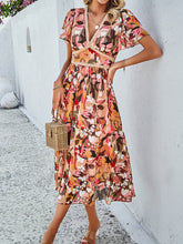 Load image into Gallery viewer, Elegant Floral Print Lace Patchwork Midi Dress
