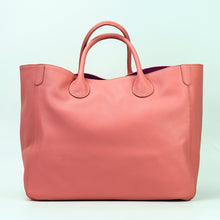 Load image into Gallery viewer, Large Classic Leather Tote Bag
