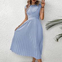 Load image into Gallery viewer, Blue Round Neck Sleeveless Pleated Midi Dress
