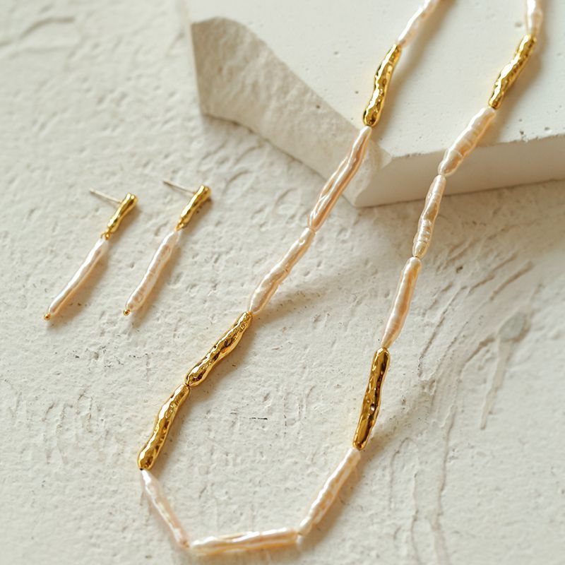 Baroque Toothpick Pearl & Gold Stick Beads Choker Necklace