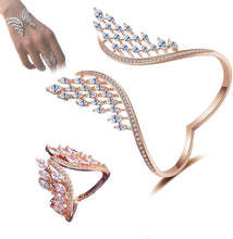 Load image into Gallery viewer, Elegant Angel wings bracelet
