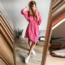 Load image into Gallery viewer, Leopard Print Elasticated V Neck 3/4 Puff Sleeve Mini Dress
