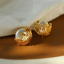 Load image into Gallery viewer, Pearl Gold Wire-Cage Stud Earrings
