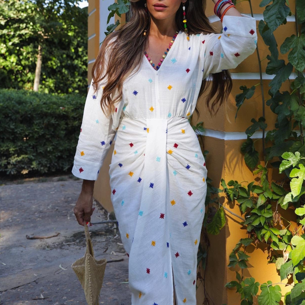 White V-neck Embroidery Long Sleeve Midi Dress