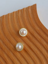 Load image into Gallery viewer, Shimmer Glow Mother of Pearl Earrings
