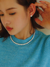 Load image into Gallery viewer, Simple Natural Pearl Necklace
