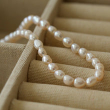 Load image into Gallery viewer, Simple Natural Pearl Necklace
