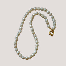 Load image into Gallery viewer, Simple Natural Pearl Necklace
