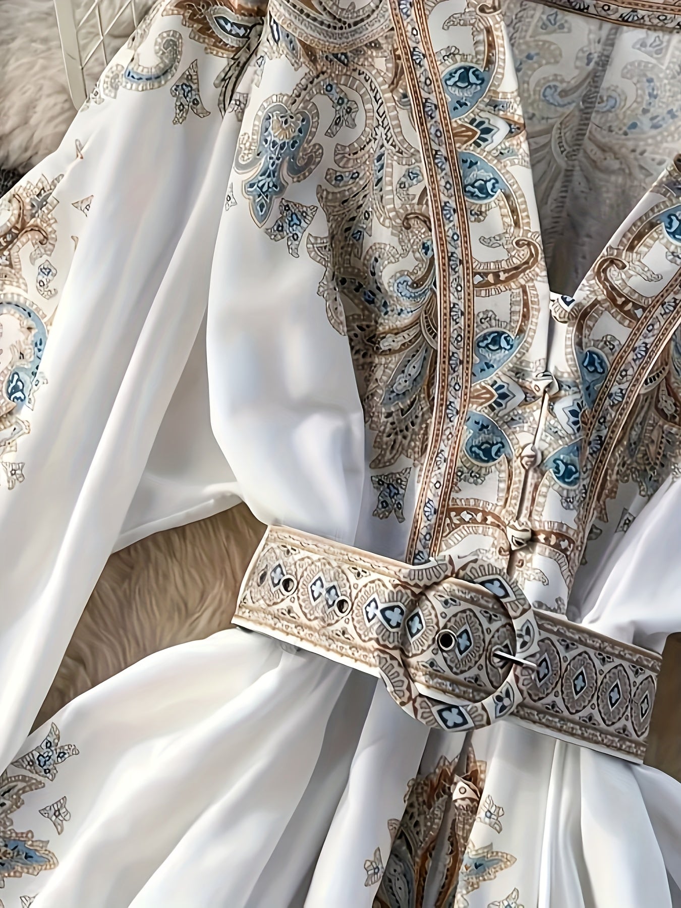 Elegant Floral Print V-Neck Long Sleeve Mini Dress