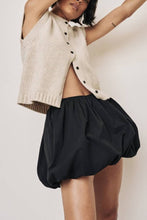 Load image into Gallery viewer, Casual Sleeveless Round Neck Knitted Vest Top
