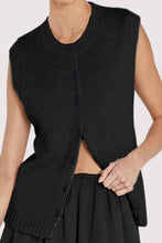 Load image into Gallery viewer, Casual Sleeveless Round Neck Knitted Vest Top
