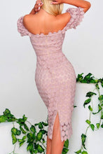 Load image into Gallery viewer, Sweet Elegant Sqaure Neck Short Sleeves Bodycon Midi Dress
