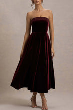 Load image into Gallery viewer, Elegant Strapless A-line Velvet Midi Dress
