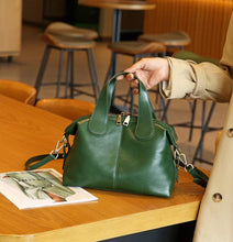 Load image into Gallery viewer, Timeless Full Grain Leather Everyday Carry Bag Handbag
