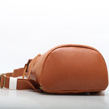 Load image into Gallery viewer, New Retro Large Capacity Vegetable Tanned Cowhide Convertible Backpack
