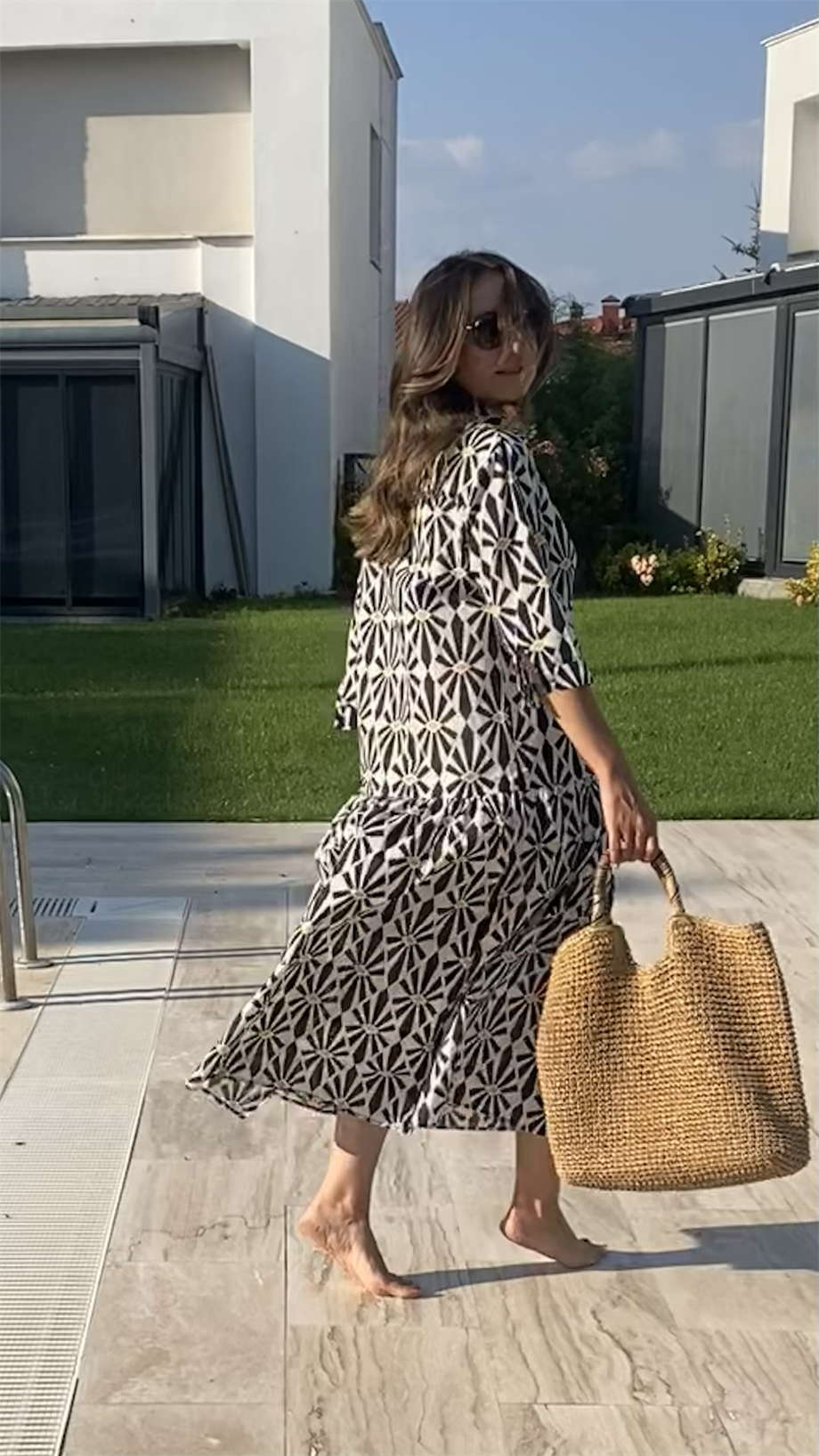Black and White Print Long Sleeves Midi Dress