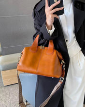 Load image into Gallery viewer, Timeless Full Grain Leather Everyday Carry Bag Handbag
