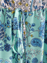 Load image into Gallery viewer, Blue Floral Print Mini Dress Sundress
