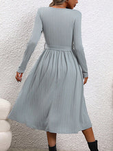 Load image into Gallery viewer, Simple  V-Neck Long Sleeves Pleated Tied Waist Midi Dress
