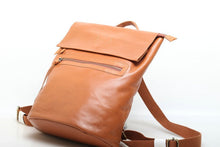 Load image into Gallery viewer, New Retro Large Capacity Vegetable Tanned Cowhide Convertible Backpack
