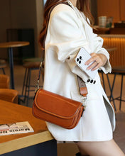 Load image into Gallery viewer, Simple Daylife Flap Crossbody Bag
