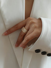 Load image into Gallery viewer, Square Micropaved Zirconia Ring - floysun
