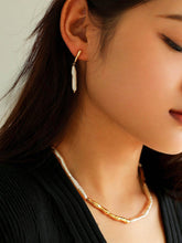 Load image into Gallery viewer, Streamer Toothpick Baroque Pearl Earrings - floysun
