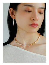 Load image into Gallery viewer, Streamer Toothpick Baroque Pearl Earrings - floysun
